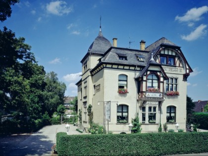 照片: Alte Villa Ling